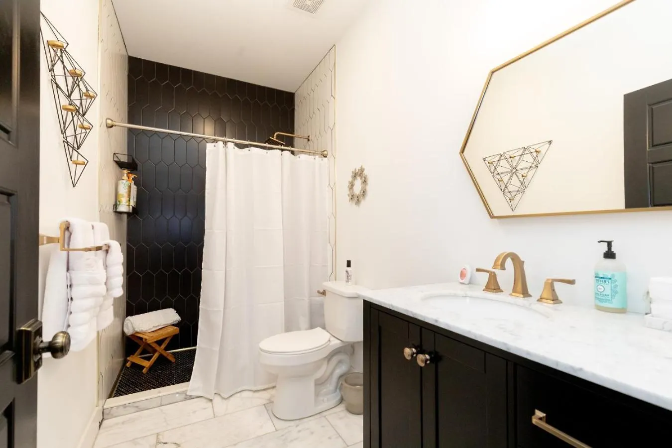 Holiday home Broadway Breeze Escape Modern Nashville Comfort