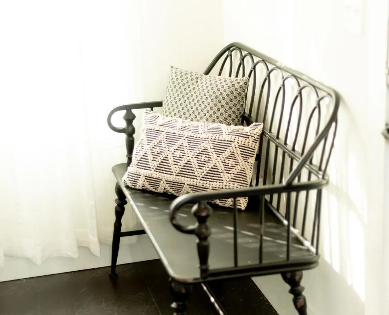 Broadway Breeze Escape Modern Nashville Comfort Holiday home
